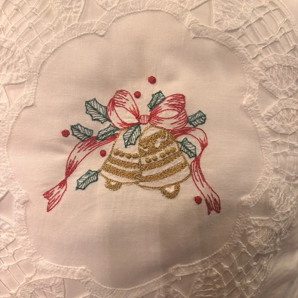 Vintage Christmas Pillow White Lace Doily Bells Embroidered Holiday‎
